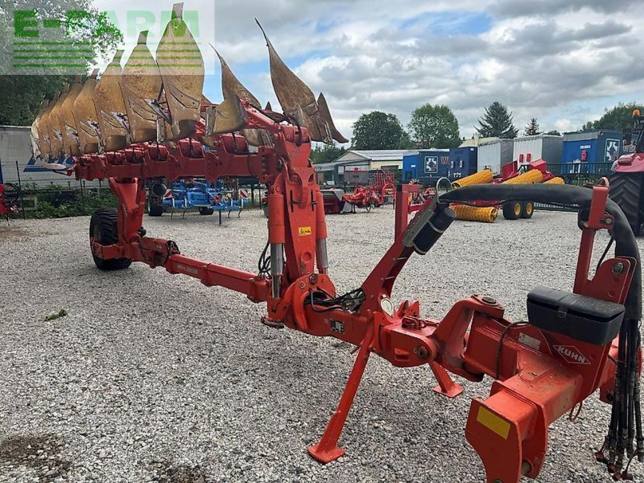 Kuhn vari-leader 8 nsh - מחרשה: תמונה 2 Kuhn vari-leader 8 nsh - מחרשה: תמונה 2