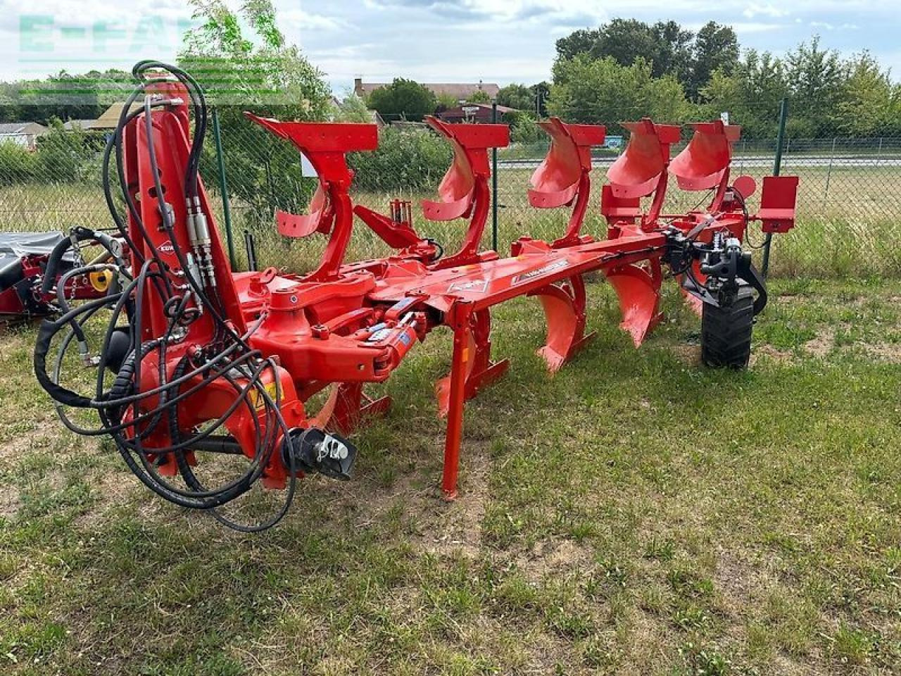Kuhn vari-master 153 5 (4e+1) - מחרשה: תמונה 1 Kuhn vari-master 153 5 (4e+1) - מחרשה: תמונה 1