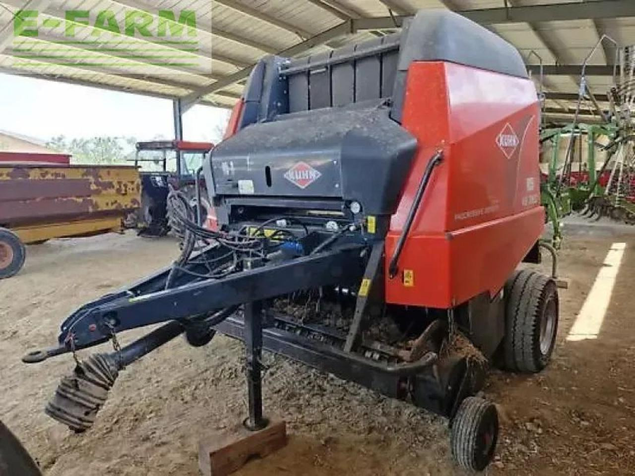 Kuhn vb 2160 - מכונת צרור מרובעת: תמונה 1 Kuhn vb 2160 - מכונת צרור מרובעת: תמונה 1