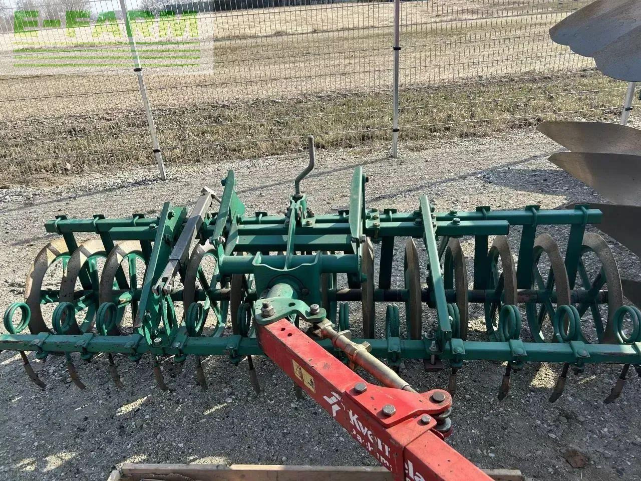 Kverneland eg100 300/28-5 furet - מחרשה: תמונה 2 Kverneland eg100 300/28-5 furet - מחרשה: תמונה 2
