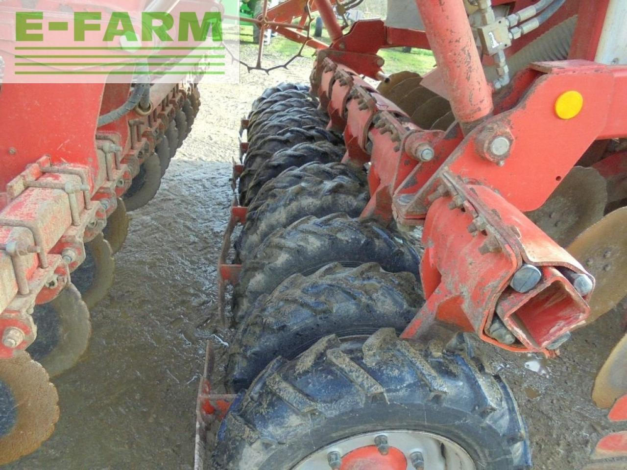 Kverneland msc3000 - מכונת זריעה מדויקת: תמונה 4 Kverneland msc3000 - מכונת זריעה מדויקת: תמונה 4