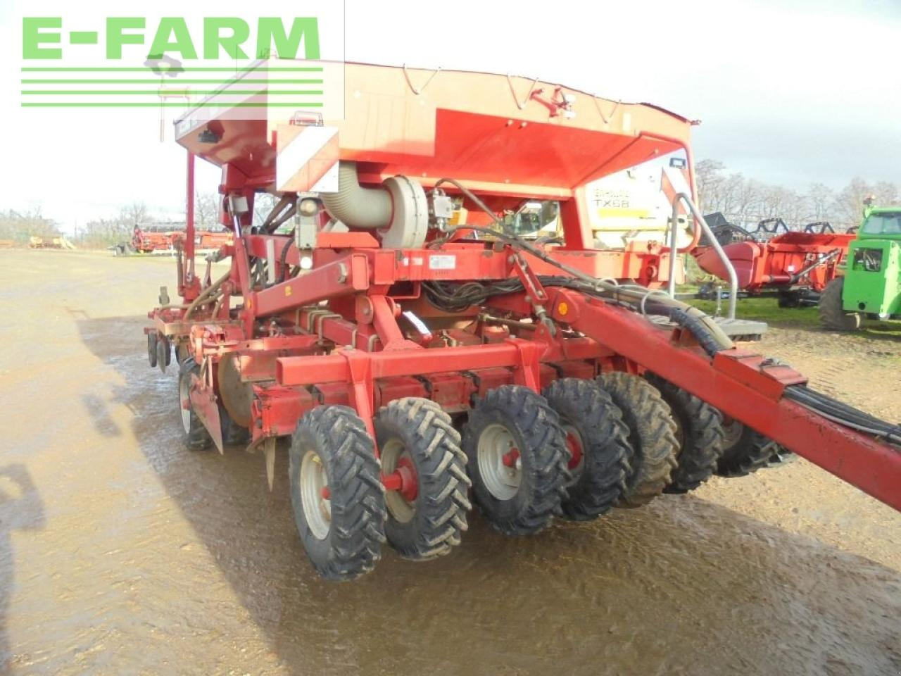 Kverneland msc3000 - מכונת זריעה מדויקת: תמונה 3 Kverneland msc3000 - מכונת זריעה מדויקת: תמונה 3