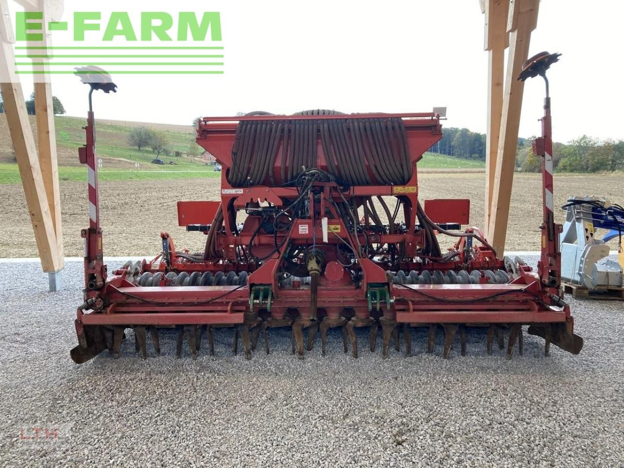 Kverneland ngs 101 mit kuhn venta lc 4000 - מקדחת זריעה משולבת: תמונה 4 Kverneland ngs 101 mit kuhn venta lc 4000 - מקדחת זריעה משולבת: תמונה 4