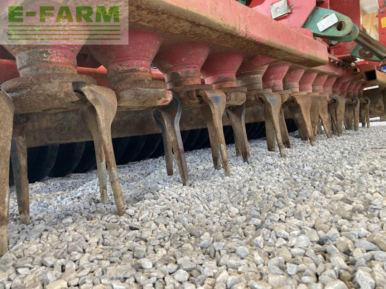 Kverneland ngs 101 mit kuhn venta lc 4000 - מקדחת זריעה משולבת: תמונה 2 Kverneland ngs 101 mit kuhn venta lc 4000 - מקדחת זריעה משולבת: תמונה 2