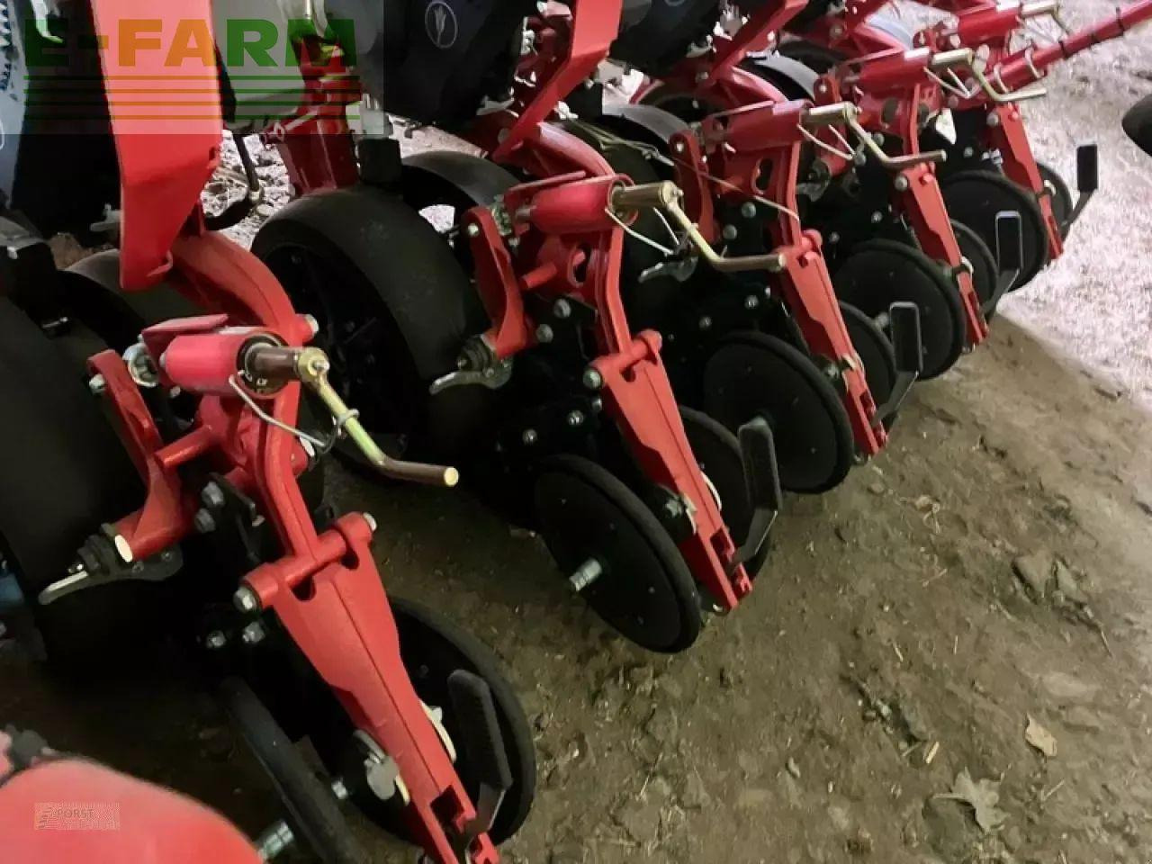 Kverneland optima - מכונת זריעה מדויקת: תמונה 4 Kverneland optima - מכונת זריעה מדויקת: תמונה 4