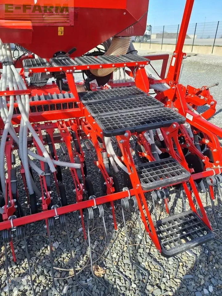 Kverneland s-drill - מקדחת זרעים: תמונה 5 Kverneland s-drill - מקדחת זרעים: תמונה 5