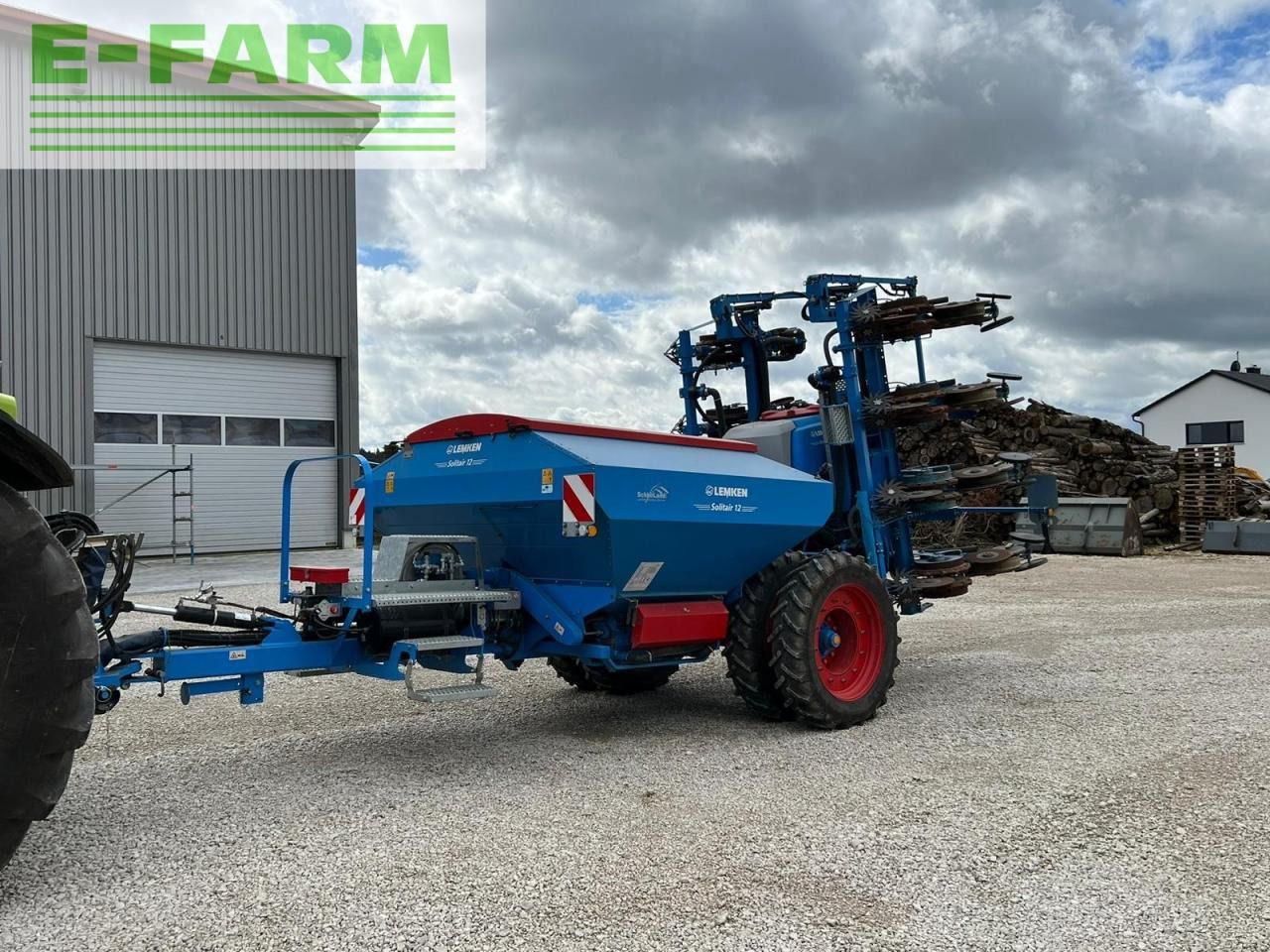 Lemken Azurit 9 8.75 Solitair 12/5800 - מכונת זריעה מדויקת: תמונה 1 Lemken Azurit 9 8.75 Solitair 12/5800 - מכונת זריעה מדויקת: תמונה 1