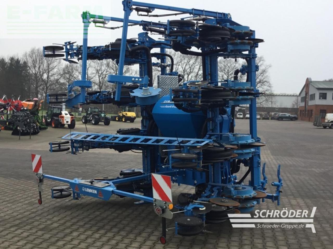 Lemken azurit 9 | demomaschine | nur 131 hektar - מכונת זריעה מדויקת: תמונה 2 Lemken azurit 9 | demomaschine | nur 131 hektar - מכונת זריעה מדויקת: תמונה 2