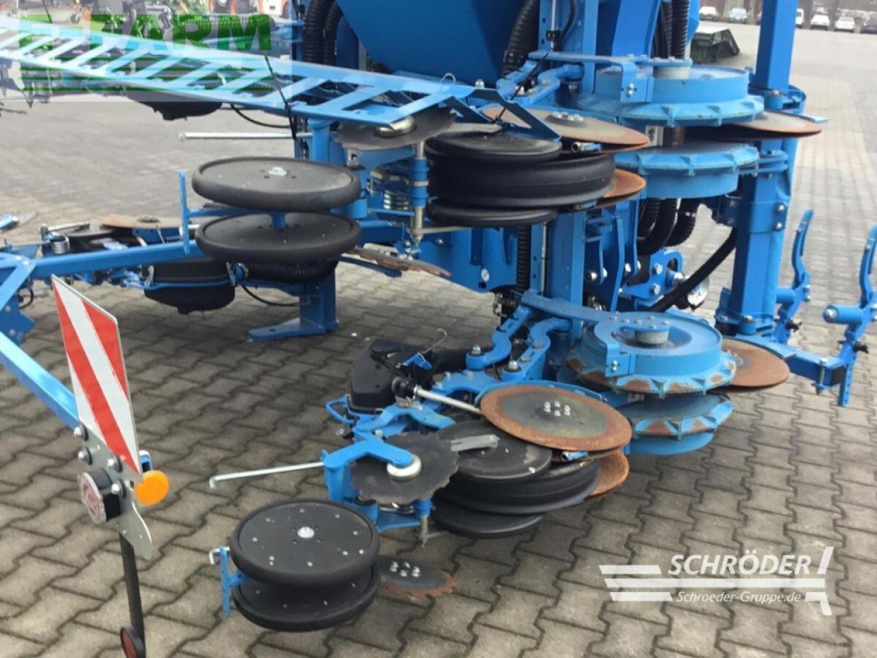 Lemken azurit 9 | demomaschine | nur 131 hektar - מכונת זריעה מדויקת: תמונה 3 Lemken azurit 9 | demomaschine | nur 131 hektar - מכונת זריעה מדויקת: תמונה 3