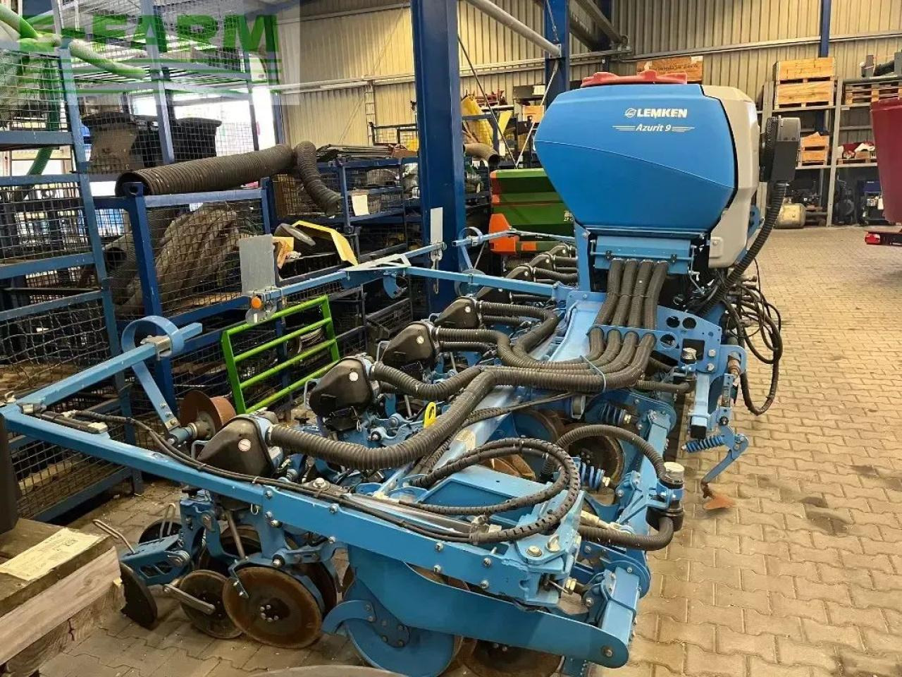 Lemken azurit 9 - מכונת זריעה מדויקת: תמונה 3 Lemken azurit 9 - מכונת זריעה מדויקת: תמונה 3