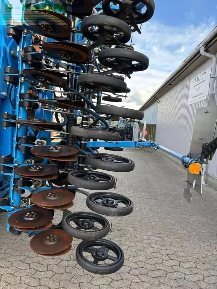 Lemken solitair 9/600 k hd - מכונת זריעה מדויקת: תמונה 3 Lemken solitair 9/600 k hd - מכונת זריעה מדויקת: תמונה 3