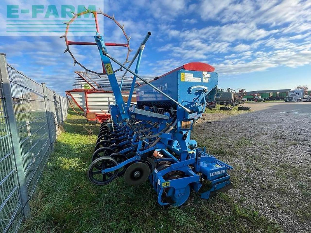 Lemken zirkon 9/300 u. saphir 7 ds 30 - מקדחת זרעים: תמונה 4 Lemken zirkon 9/300 u. saphir 7 ds 30 - מקדחת זרעים: תמונה 4