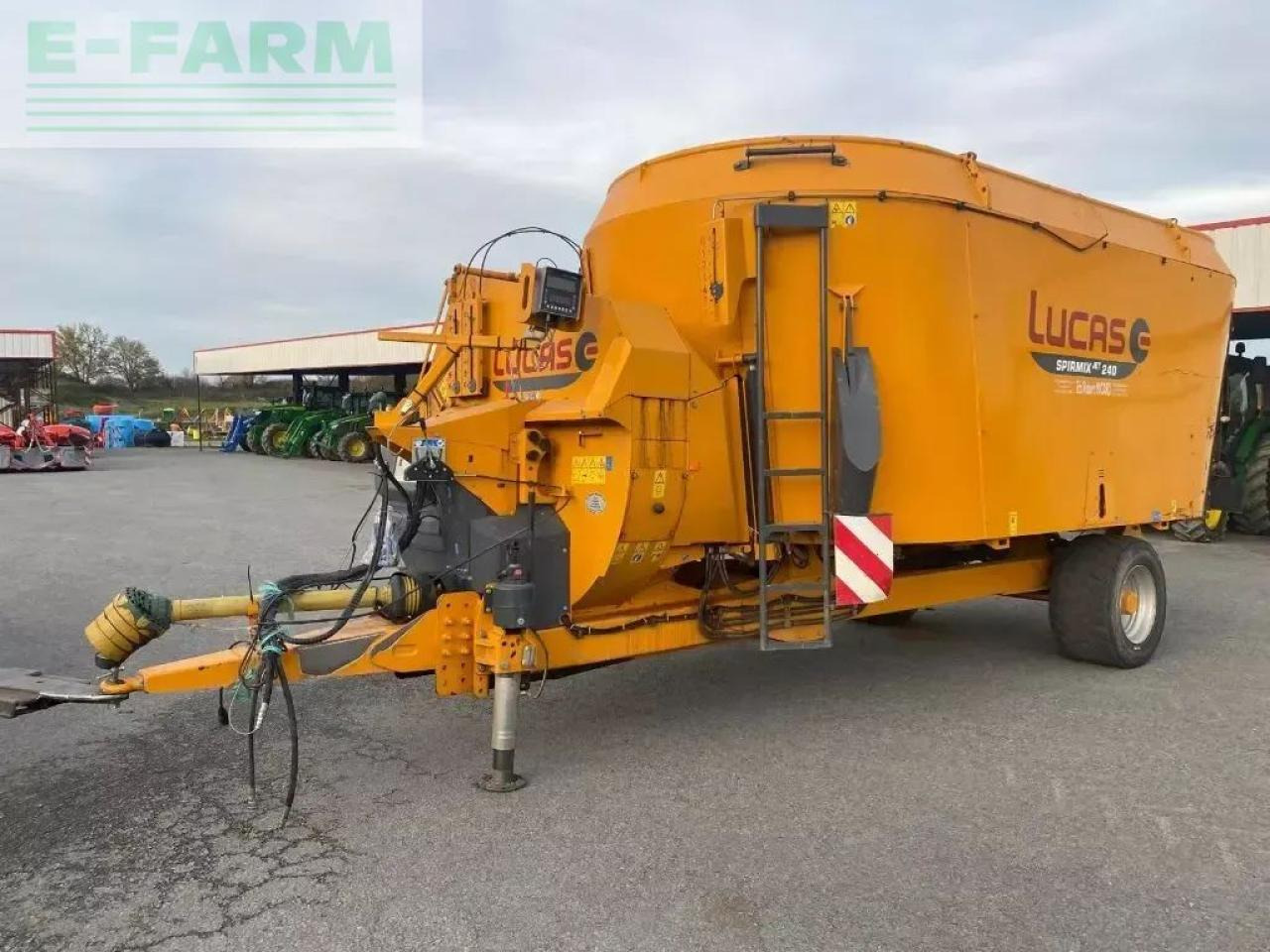Lucas spirmixjet 240 - ציוד לבעלי חיים: תמונה 4 Lucas spirmixjet 240 - ציוד לבעלי חיים: תמונה 4
