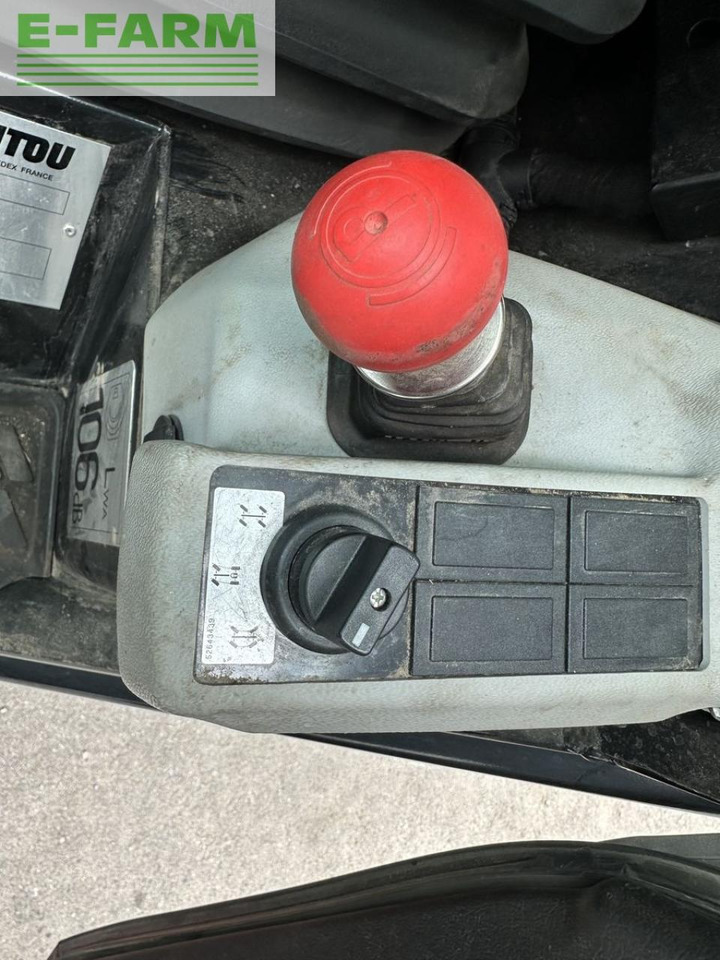Manitou 741-140 v+ - מפעיל טלסקופי: תמונה 5 Manitou 741-140 v+ - מפעיל טלסקופי: תמונה 5