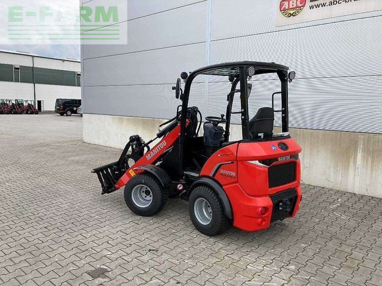 Manitou mla 2-25 h - מעמיס קומפקטי: תמונה 2 Manitou mla 2-25 h - מעמיס קומפקטי: תמונה 2