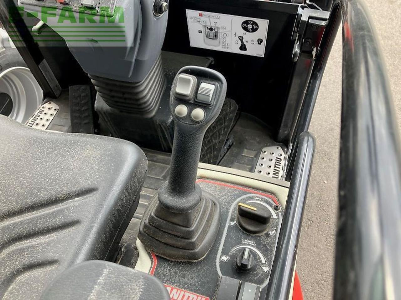 Manitou mla 4-50 - מעמיס קומפקטי: תמונה 4 Manitou mla 4-50 - מעמיס קומפקטי: תמונה 4