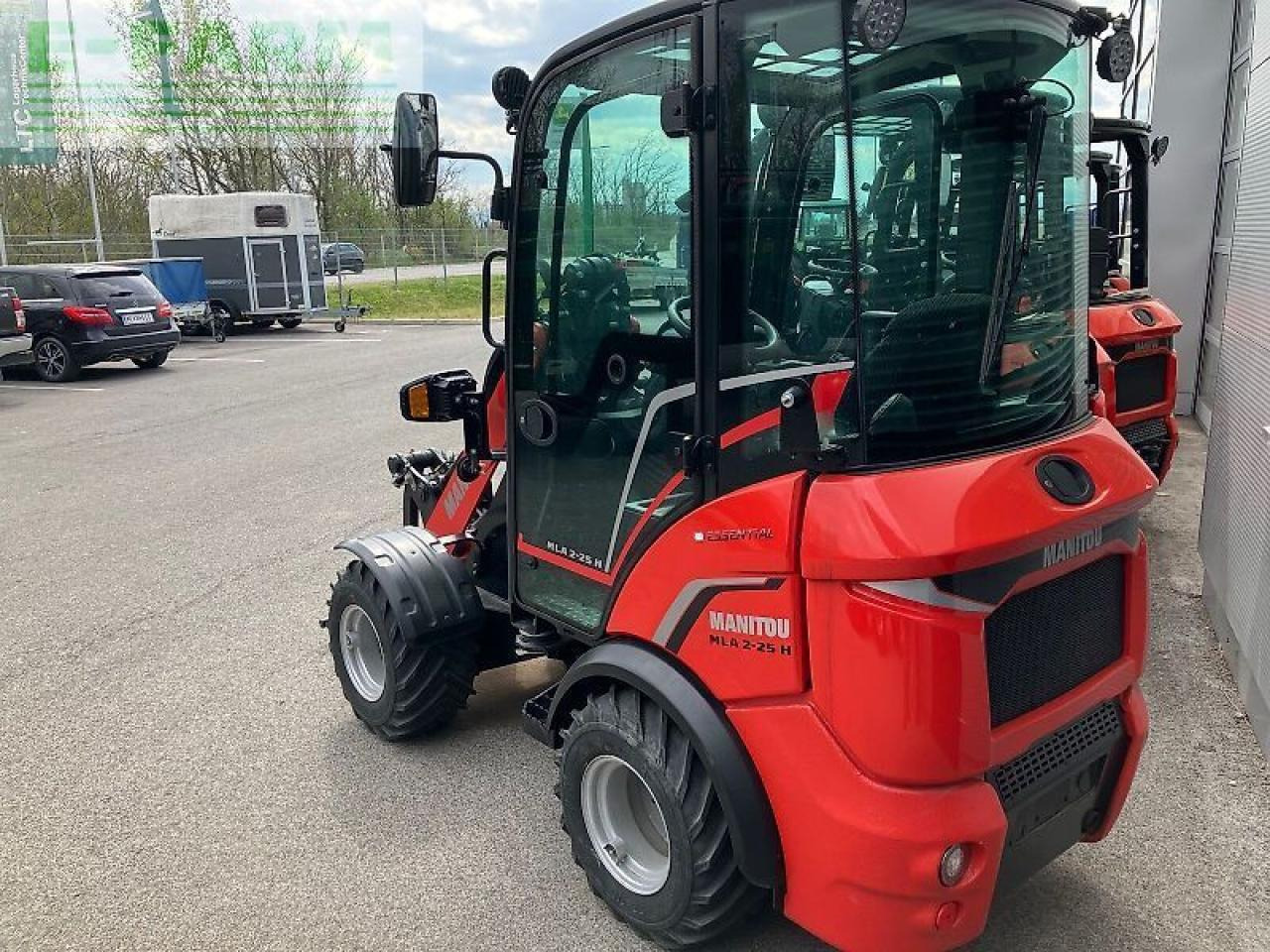 Manitou mla2-25 - מעמיס קומפקטי: תמונה 2 Manitou mla2-25 - מעמיס קומפקטי: תמונה 2