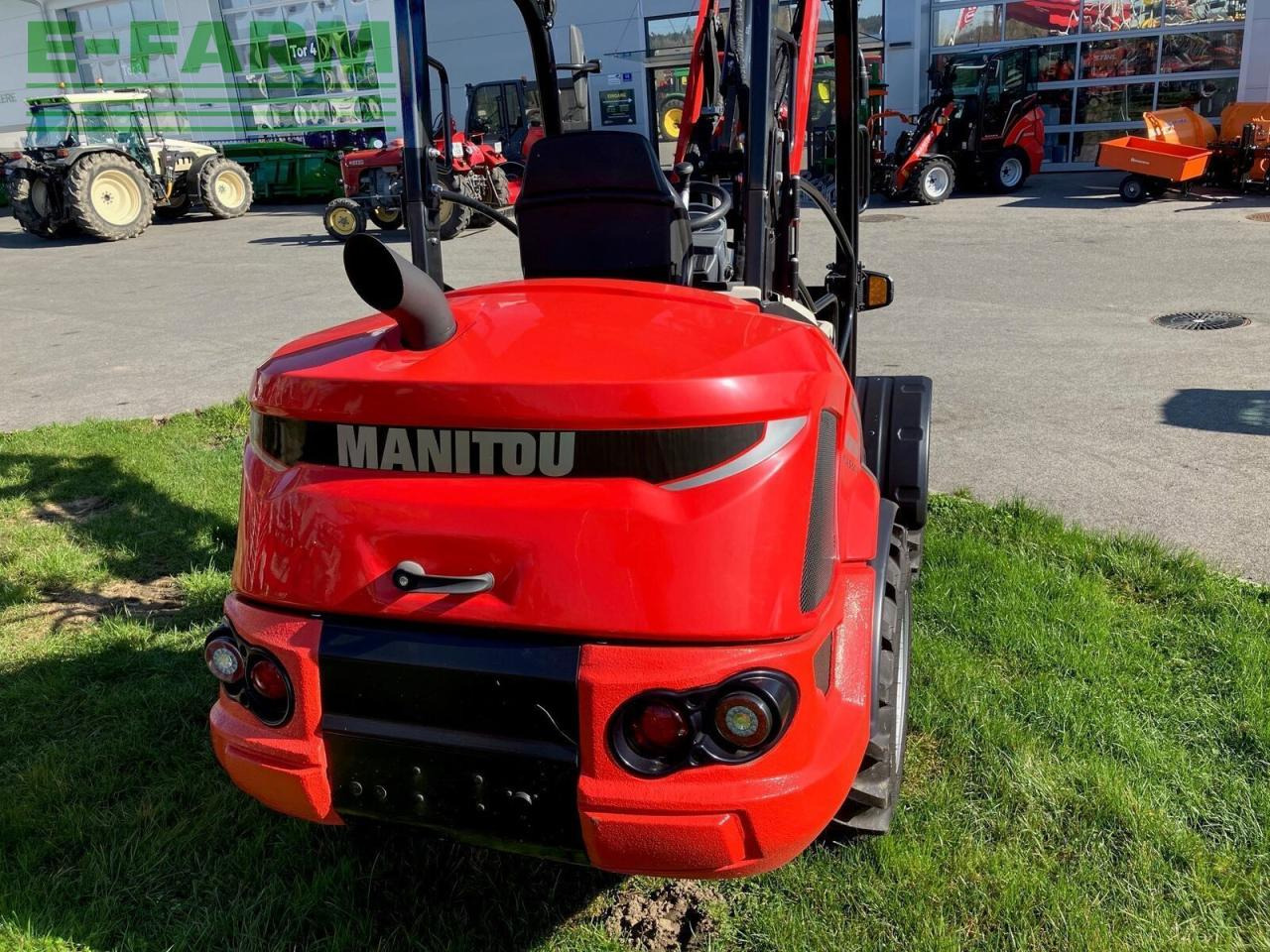 Manitou mla5-50 - מיני מחפר: תמונה 3 Manitou mla5-50 - מיני מחפר: תמונה 3