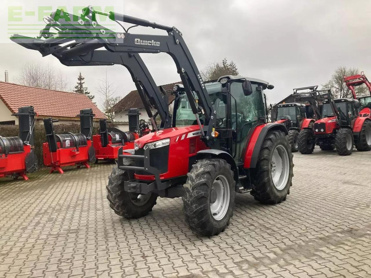 Massey Ferguson 4707 - טרקטור חקלאי: תמונה 1 Massey Ferguson 4707 - טרקטור חקלאי: תמונה 1
