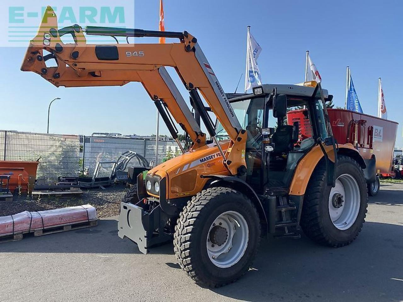 Massey Ferguson 5435 top zustand - טרקטור חקלאי: תמונה 3 Massey Ferguson 5435 top zustand - טרקטור חקלאי: תמונה 3