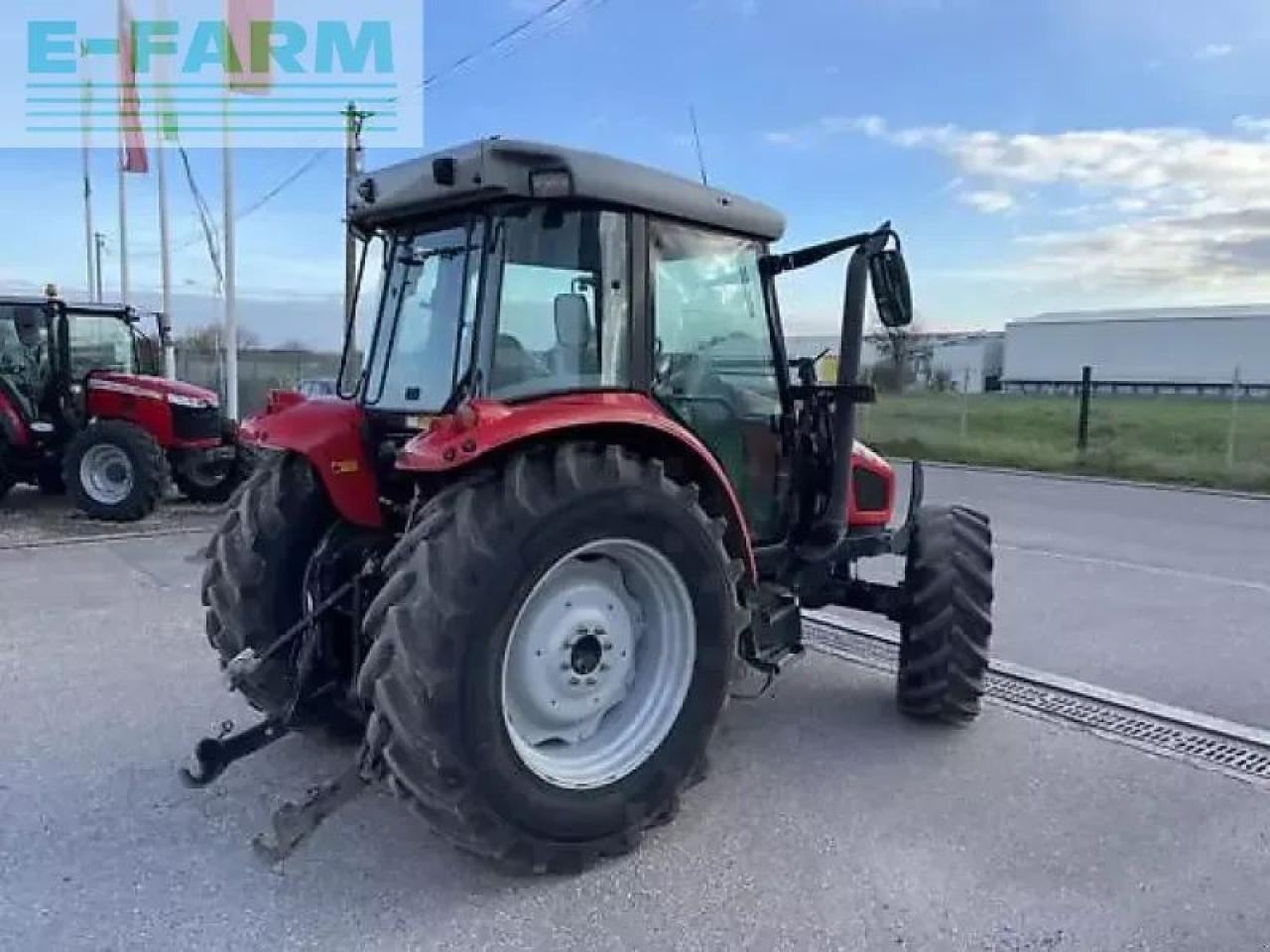 Massey Ferguson 5455 - טרקטור חקלאי: תמונה 4 Massey Ferguson 5455 - טרקטור חקלאי: תמונה 4