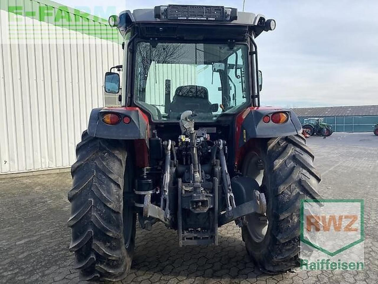 Massey Ferguson 6712 - טרקטור חקלאי: תמונה 3 Massey Ferguson 6712 - טרקטור חקלאי: תמונה 3