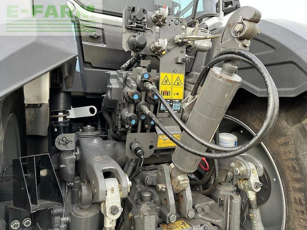 טרקטור חקלאי Massey Ferguson 8s.265: תמונה 23 טרקטור חקלאי Massey Ferguson 8s.265: תמונה 23