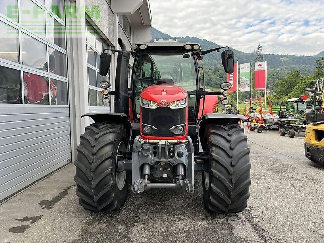 טרקטור חקלאי Massey Ferguson mf 6715 s dyna-vt exclusive Exclusive: תמונה 10