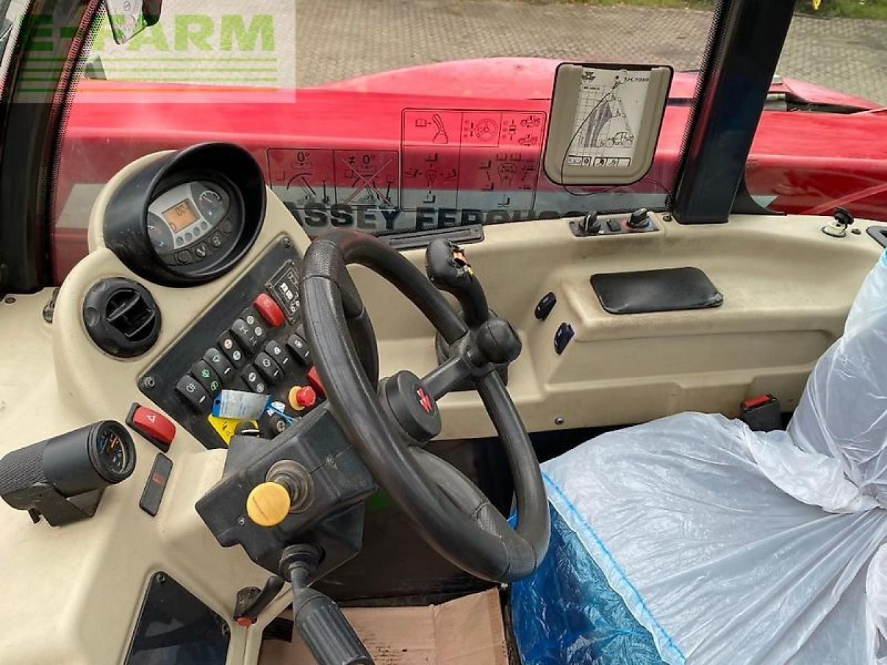 Massey Ferguson th.7038 - מפעיל טלסקופי: תמונה 5 Massey Ferguson th.7038 - מפעיל טלסקופי: תמונה 5