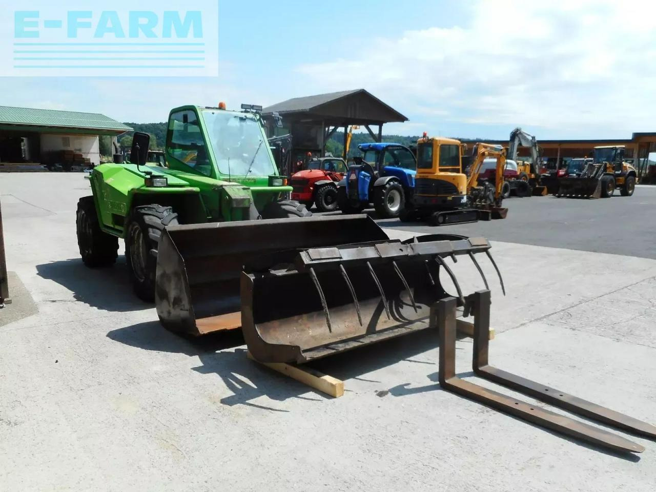 Merlo p33.7kt mit schaufel + greiferschaufel + gabel - מפעיל טלסקופי: תמונה 5 Merlo p33.7kt mit schaufel + greiferschaufel + gabel - מפעיל טלסקופי: תמונה 5