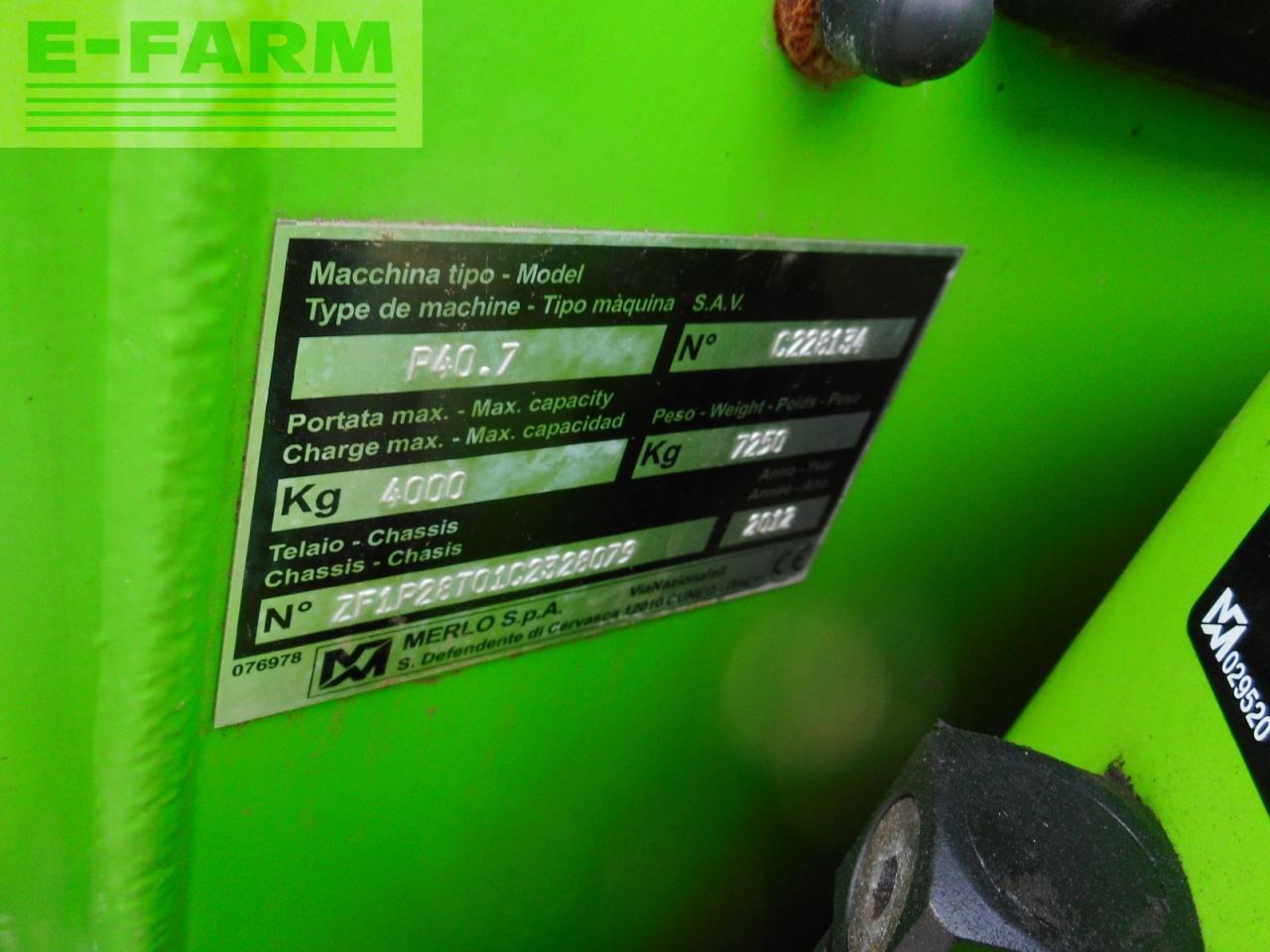 מפעיל טלסקופי Merlo p40.7 turbofarmer ( neue bereifung ): תמונה 7