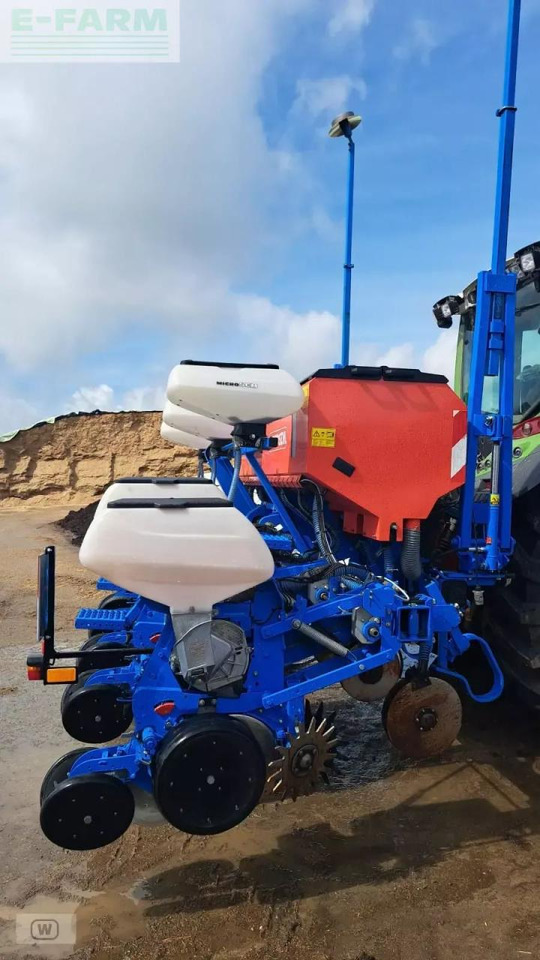 Monosem ng plus 4 - מכונת זריעה מדויקת: תמונה 2 Monosem ng plus 4 - מכונת זריעה מדויקת: תמונה 2