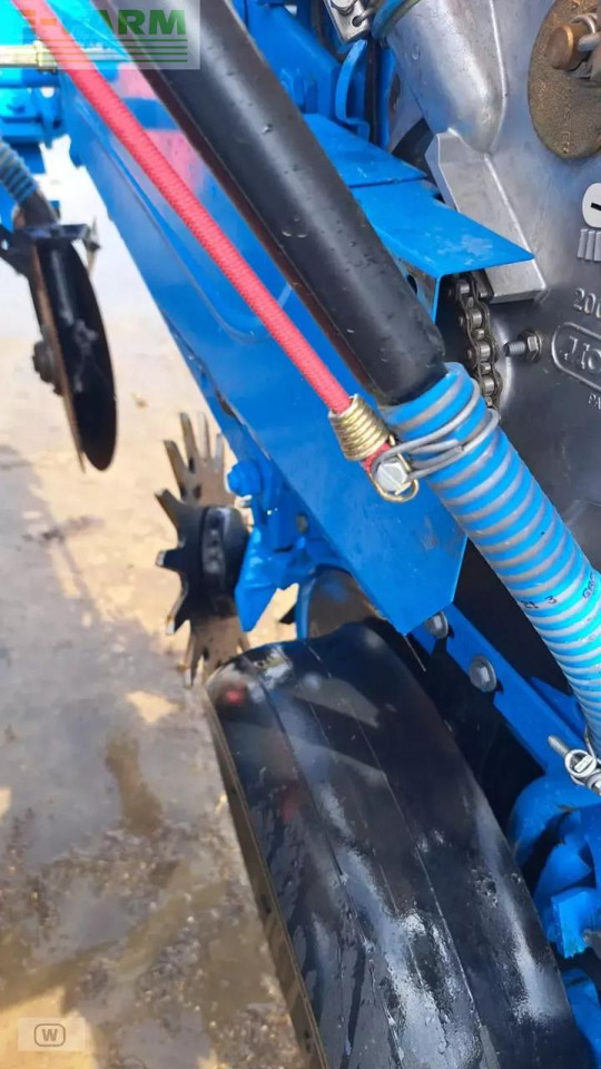 Monosem ng plus 4 - מכונת זריעה מדויקת: תמונה 3 Monosem ng plus 4 - מכונת זריעה מדויקת: תמונה 3