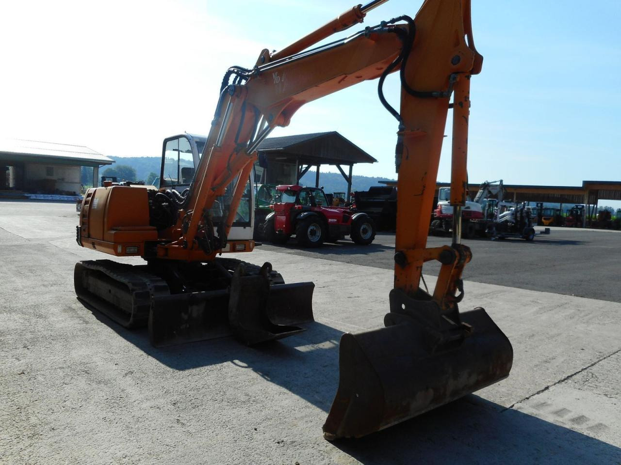 Neuson 8002rd ( 7.900kg ) hydr. sw + verstellausleger - מיני מחפר: תמונה 5 Neuson 8002rd ( 7.900kg ) hydr. sw + verstellausleger - מיני מחפר: תמונה 5