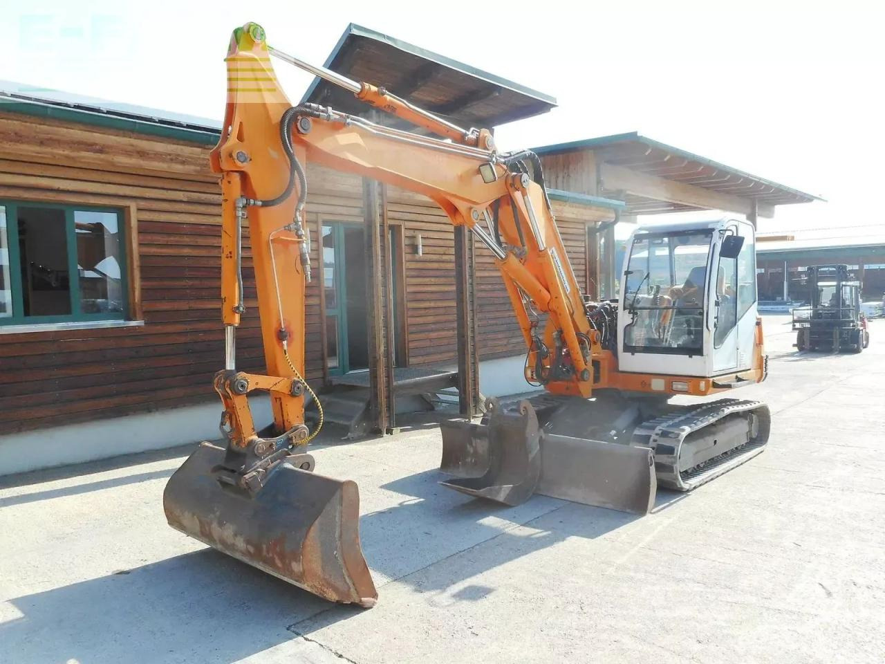 Neuson 8002rd ( 7.900kg ) hydr. sw + verstellausleger - מיני מחפר: תמונה 2 Neuson 8002rd ( 7.900kg ) hydr. sw + verstellausleger - מיני מחפר: תמונה 2