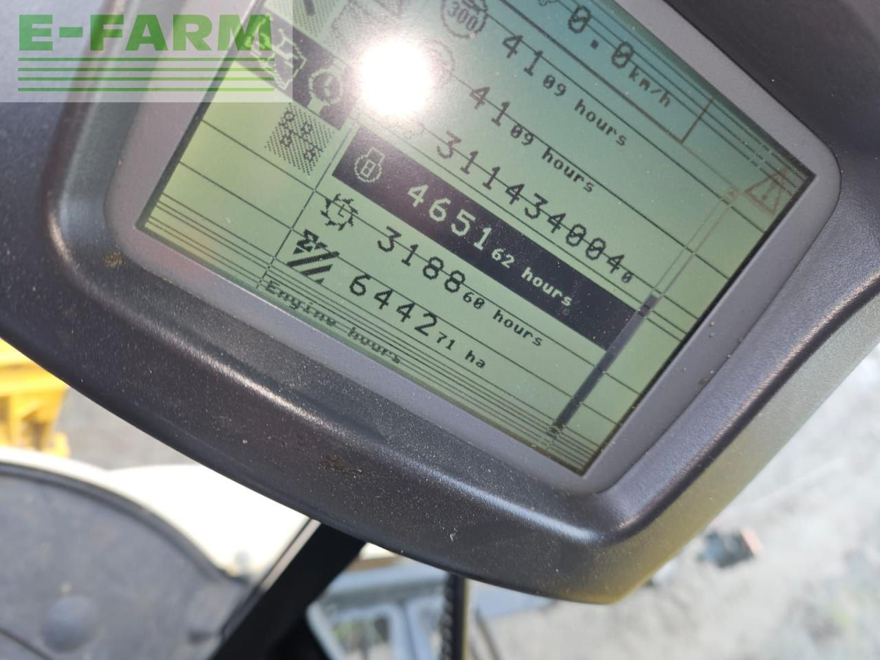 מקצרת קומבינה New Holland CX 860: תמונה 11 מקצרת קומבינה New Holland CX 860: תמונה 11