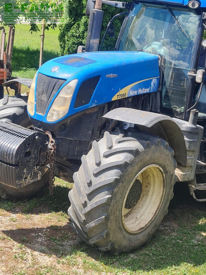 טרקטור חקלאי New Holland T7050: תמונה 6