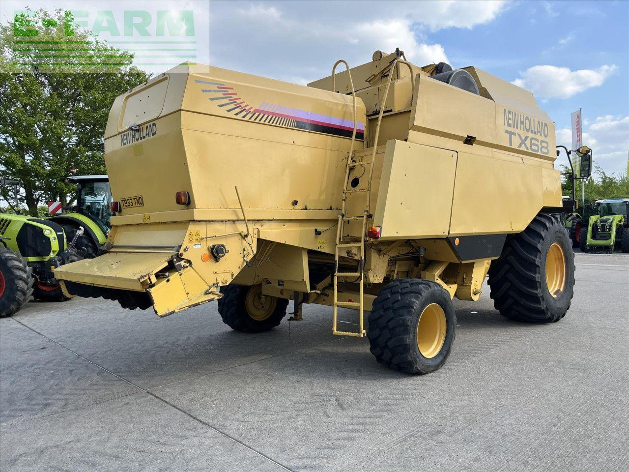 New Holland TX68 - מקצרת קומבינה: תמונה 4 New Holland TX68 - מקצרת קומבינה: תמונה 4