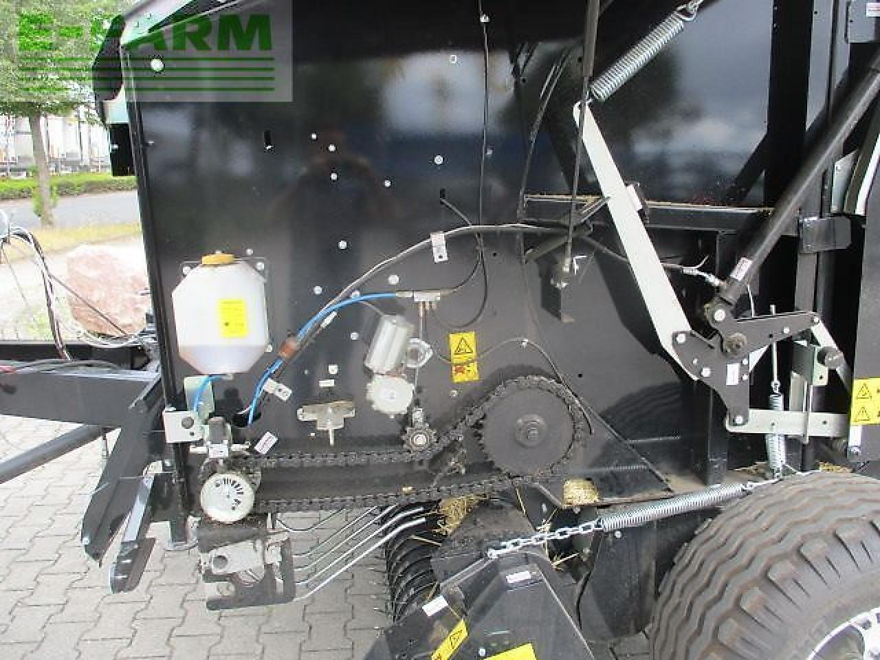 New Holland br 150 utility - מכונת צרור מרובעת: תמונה 4 New Holland br 150 utility - מכונת צרור מרובעת: תמונה 4