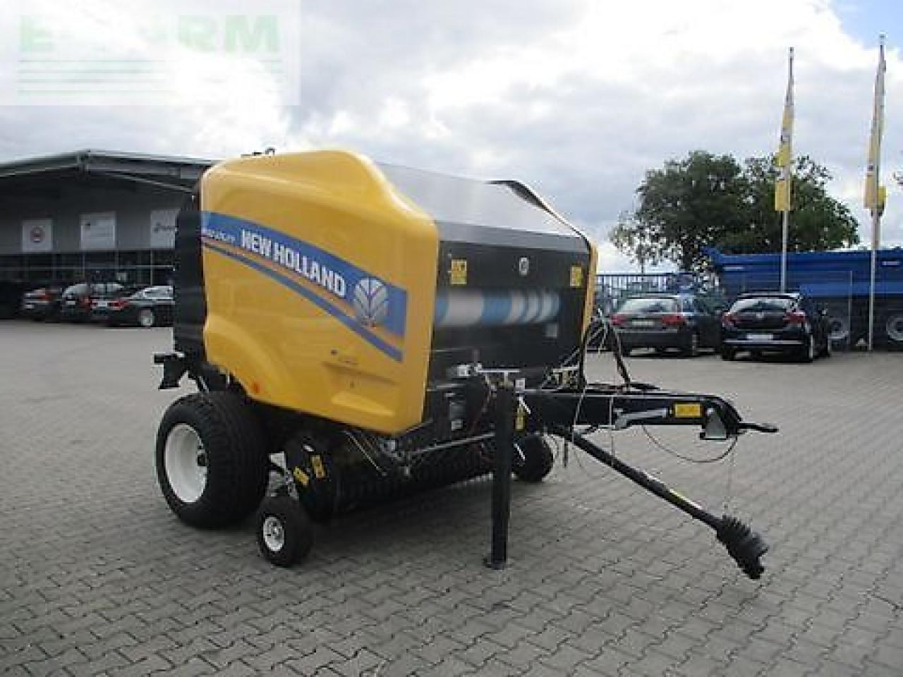 New Holland br 150 utility - מכונת צרור מרובעת: תמונה 4 New Holland br 150 utility - מכונת צרור מרובעת: תמונה 4