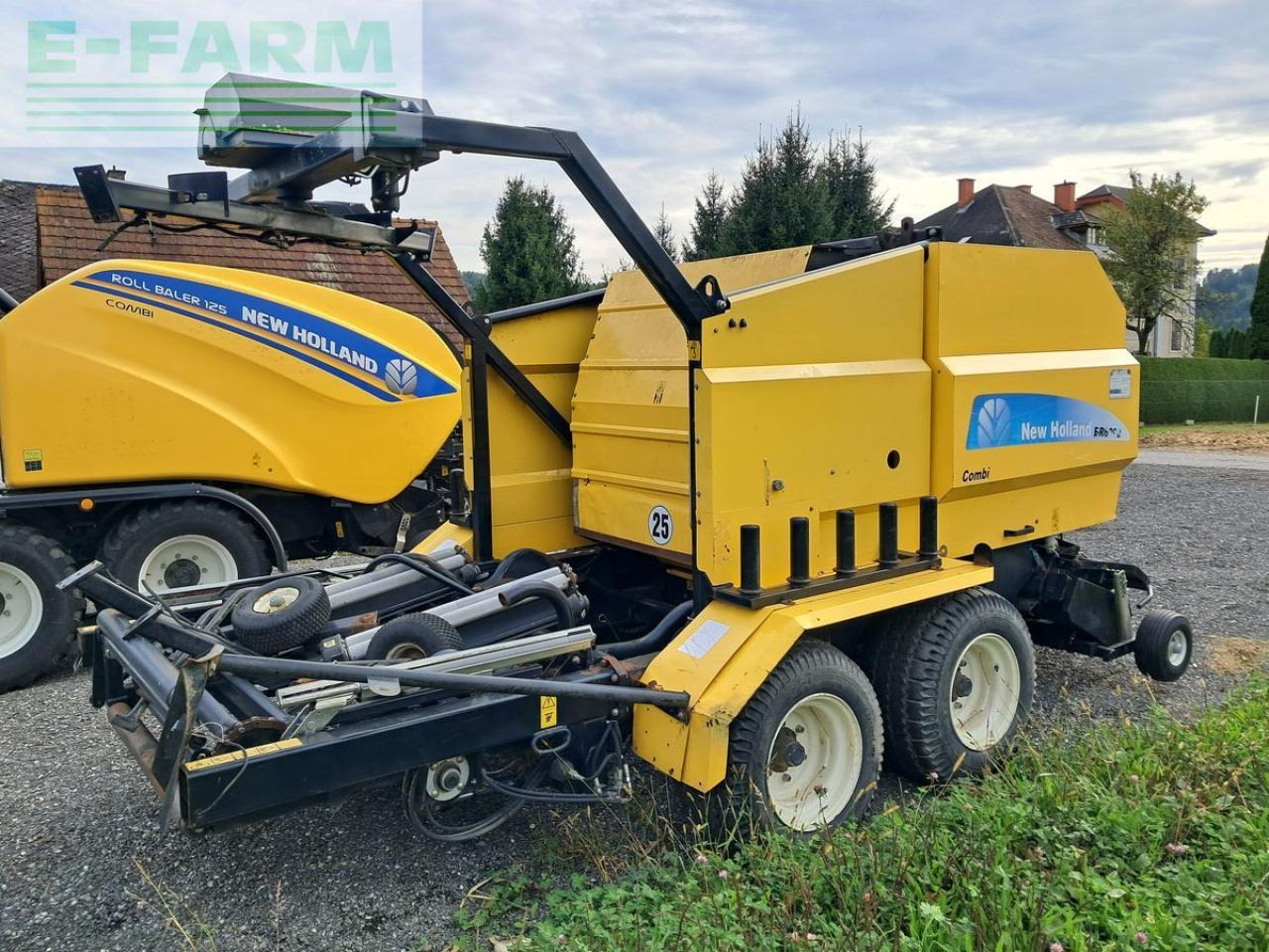 New Holland br 6090 - מכונת צרור מרובעת: תמונה 3 New Holland br 6090 - מכונת צרור מרובעת: תמונה 3