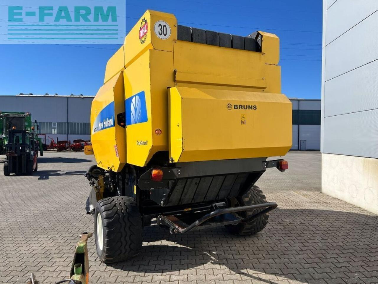 New Holland br 7070 rotorschneidwerk - מכונת צרור מרובעת: תמונה 3 New Holland br 7070 rotorschneidwerk - מכונת צרור מרובעת: תמונה 3