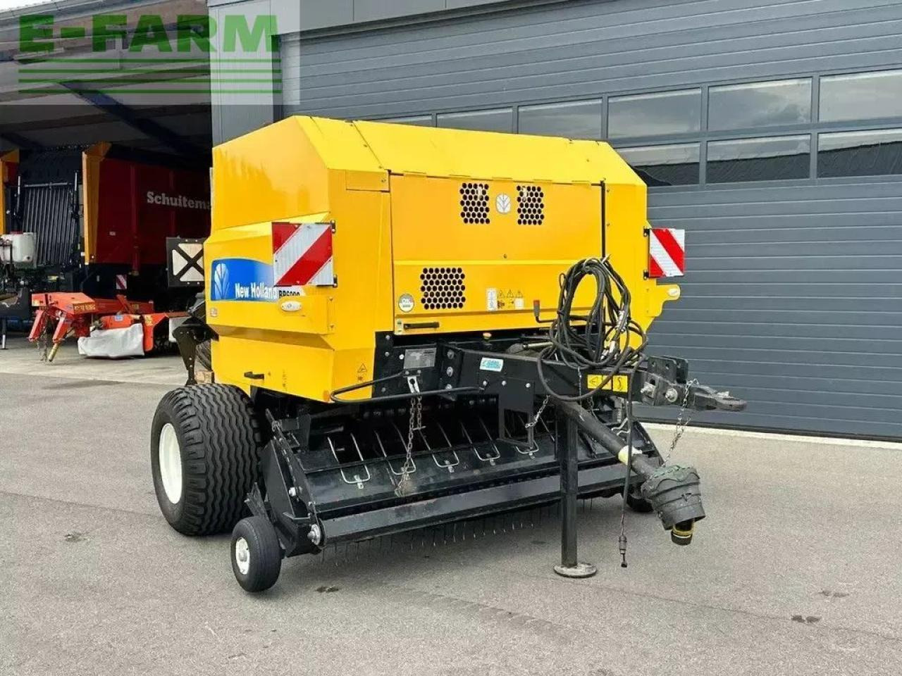 New Holland br6090 balenpers - מכונת צרור מרובעת: תמונה 1 New Holland br6090 balenpers - מכונת צרור מרובעת: תמונה 1