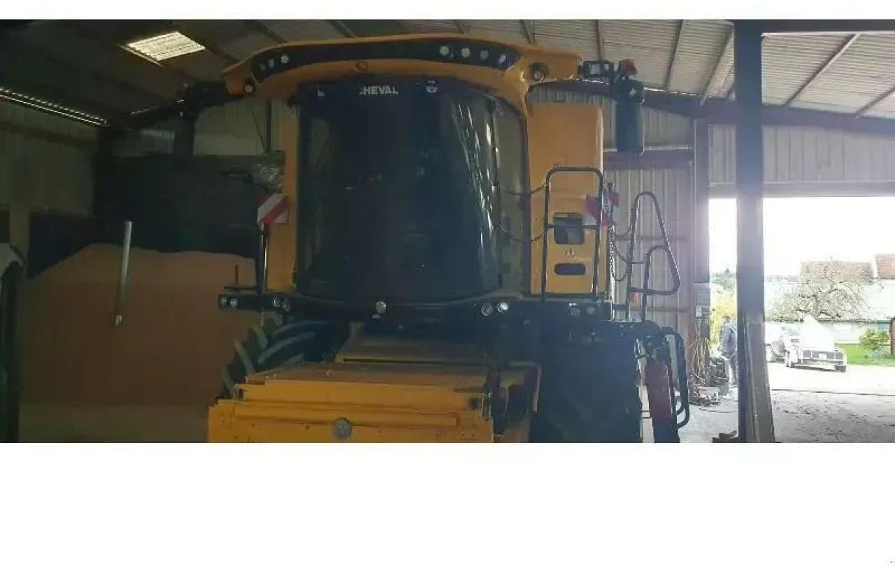 New Holland cr 8.90 - מקצרת קומבינה: תמונה 3 New Holland cr 8.90 - מקצרת קומבינה: תמונה 3