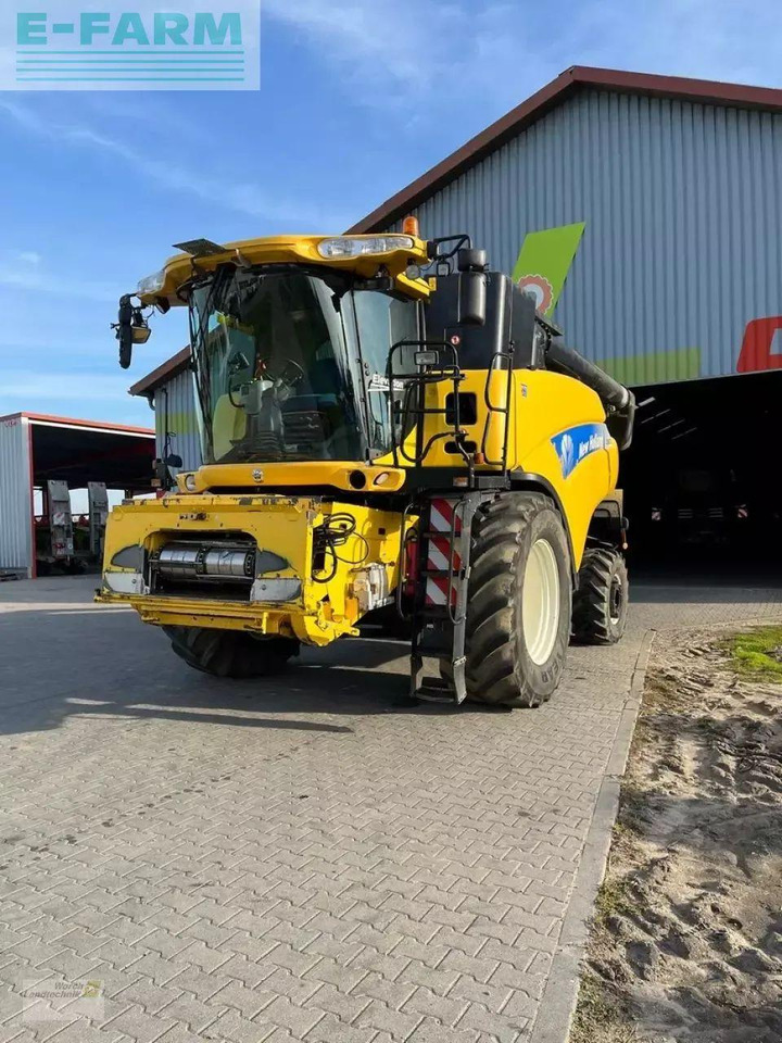New Holland cr 9070 - מקצרת קומבינה: תמונה 1 New Holland cr 9070 - מקצרת קומבינה: תמונה 1