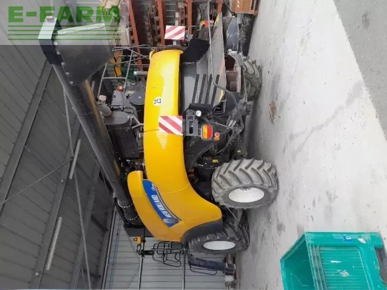 New Holland cr9080 - מקצרת קומבינה: תמונה 4 New Holland cr9080 - מקצרת קומבינה: תמונה 4