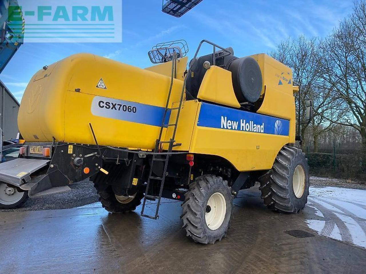 New Holland csx 7060 - מקצרת קומבינה: תמונה 4 New Holland csx 7060 - מקצרת קומבינה: תמונה 4