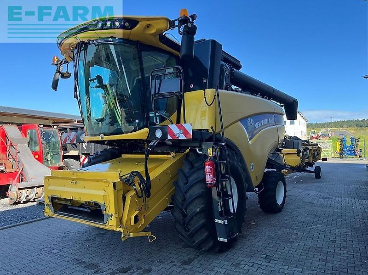 New Holland cx 6.90 - מקצרת קומבינה: תמונה 2 New Holland cx 6.90 - מקצרת קומבינה: תמונה 2