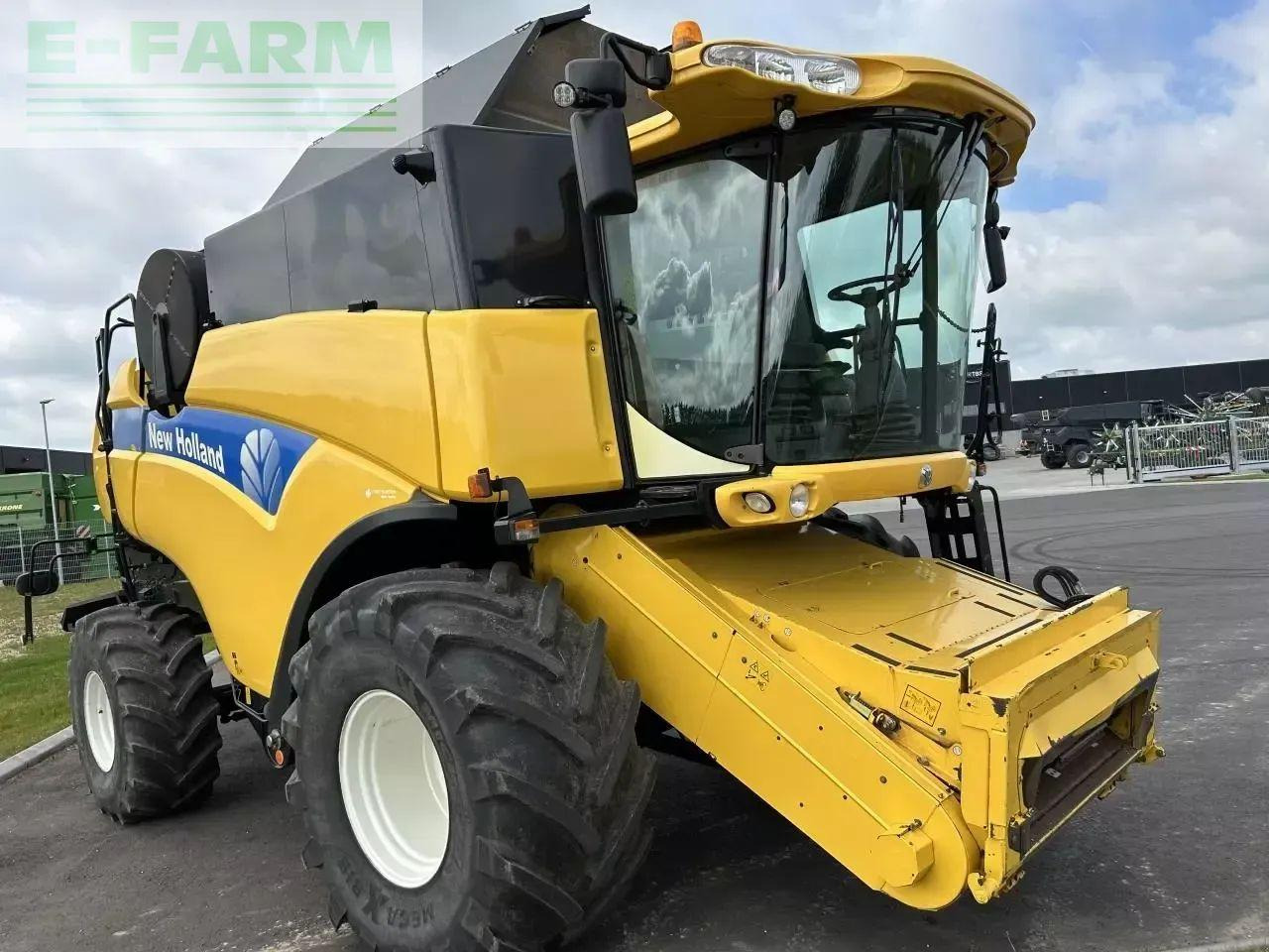 New Holland cx 8090 - מקצרת קומבינה: תמונה 4 New Holland cx 8090 - מקצרת קומבינה: תמונה 4
