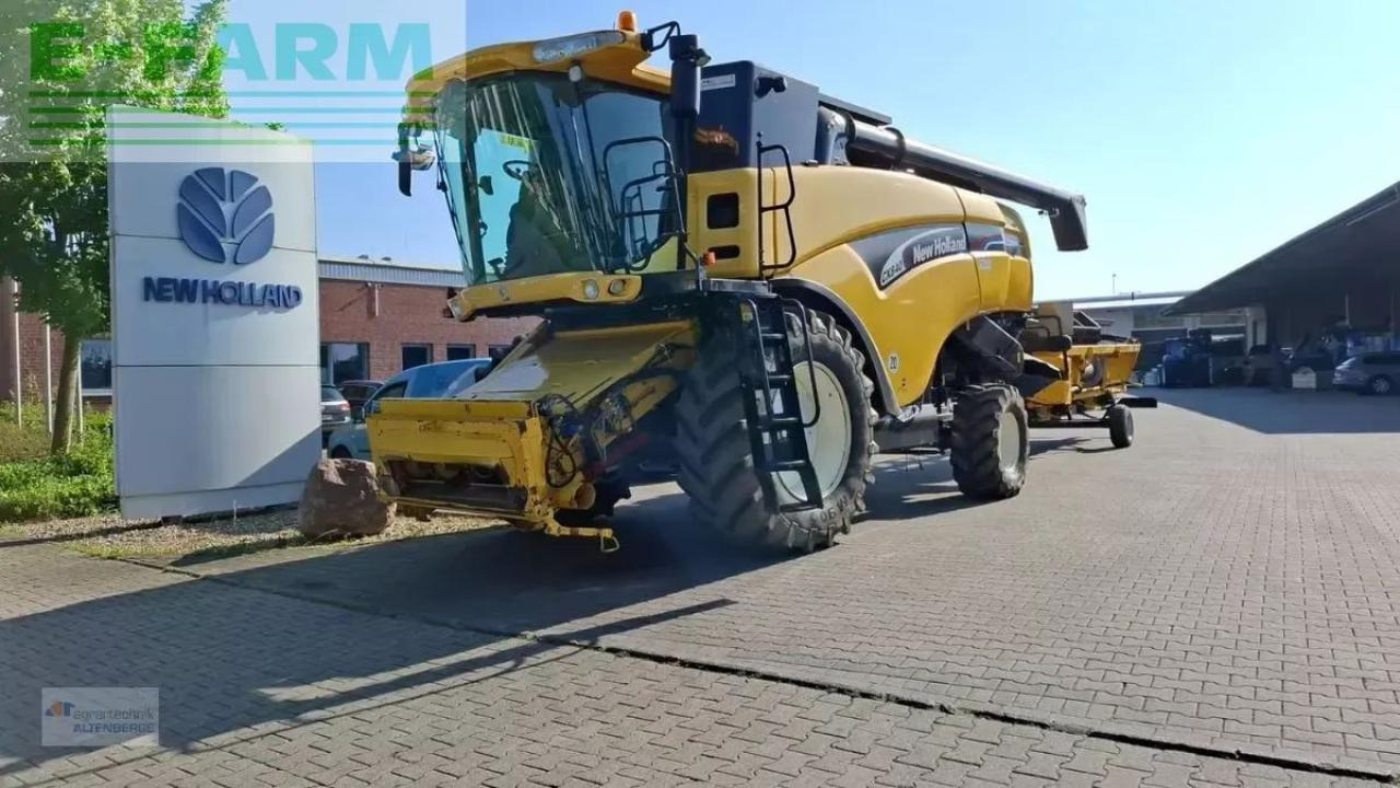 New Holland cx 840 - מקצרת קומבינה: תמונה 2 New Holland cx 840 - מקצרת קומבינה: תמונה 2